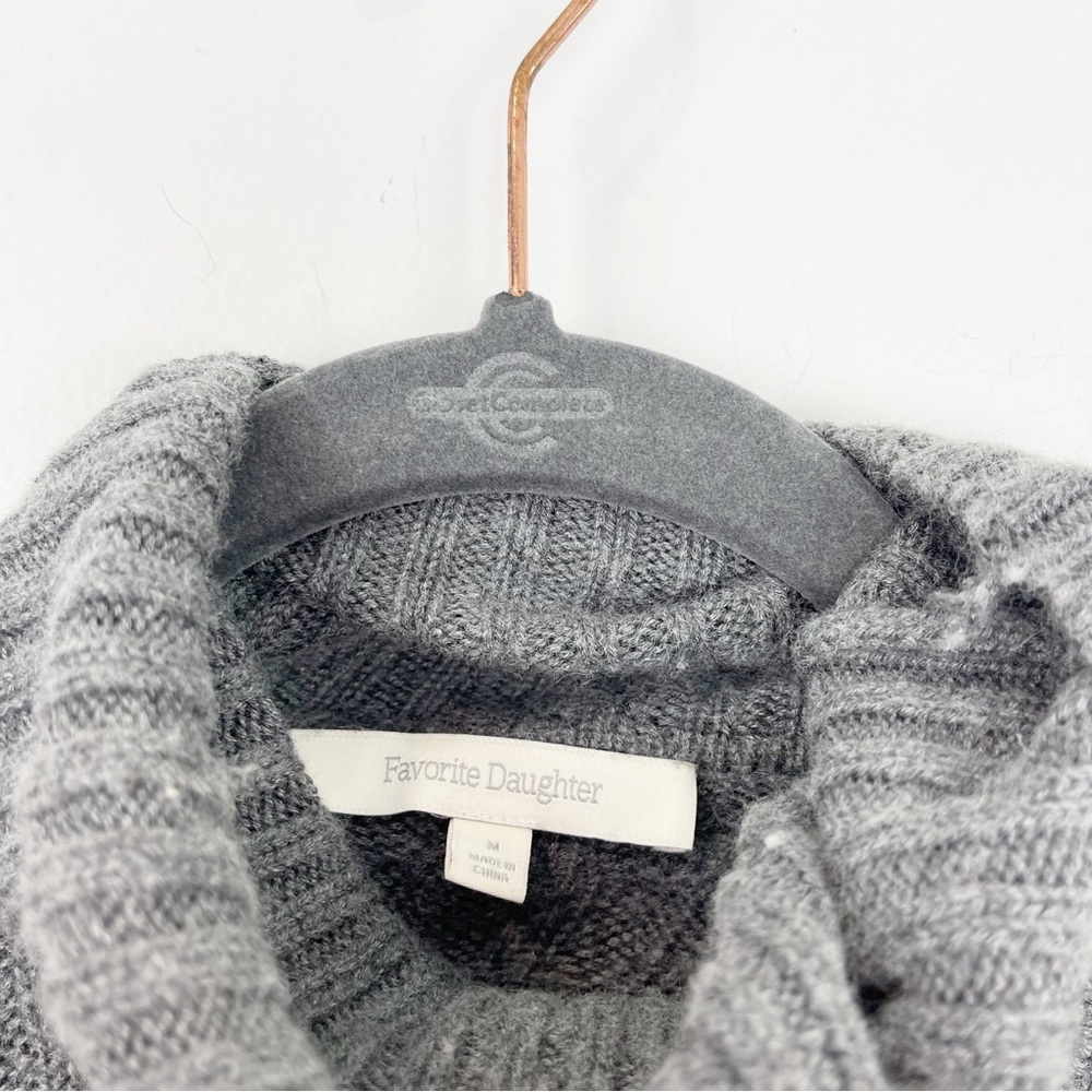 Favorite Daughter Cable Knit Turtleneck in Storm Cloud Gray Size Medium - Picture 4 of 8
